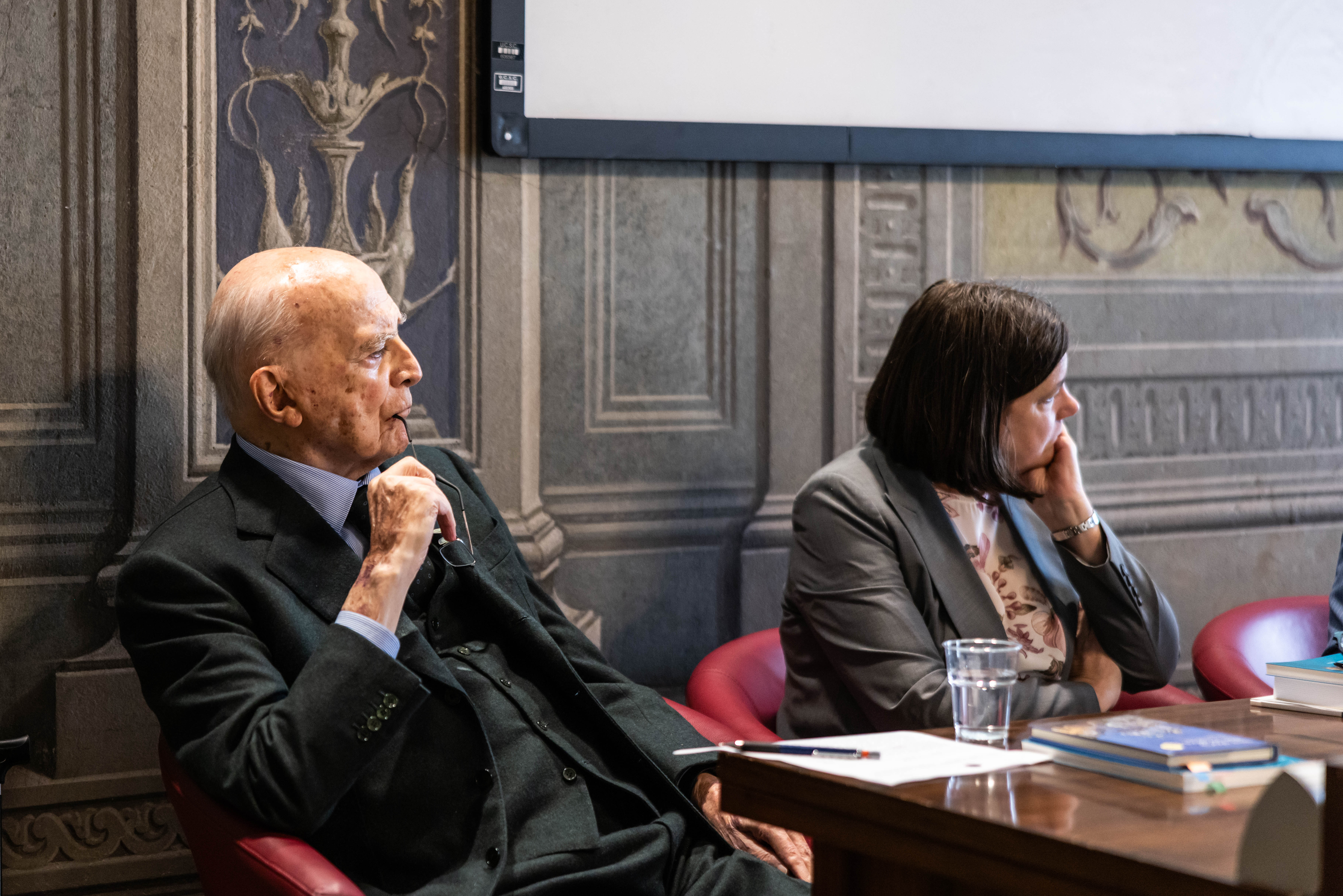 X_UNICATT02587